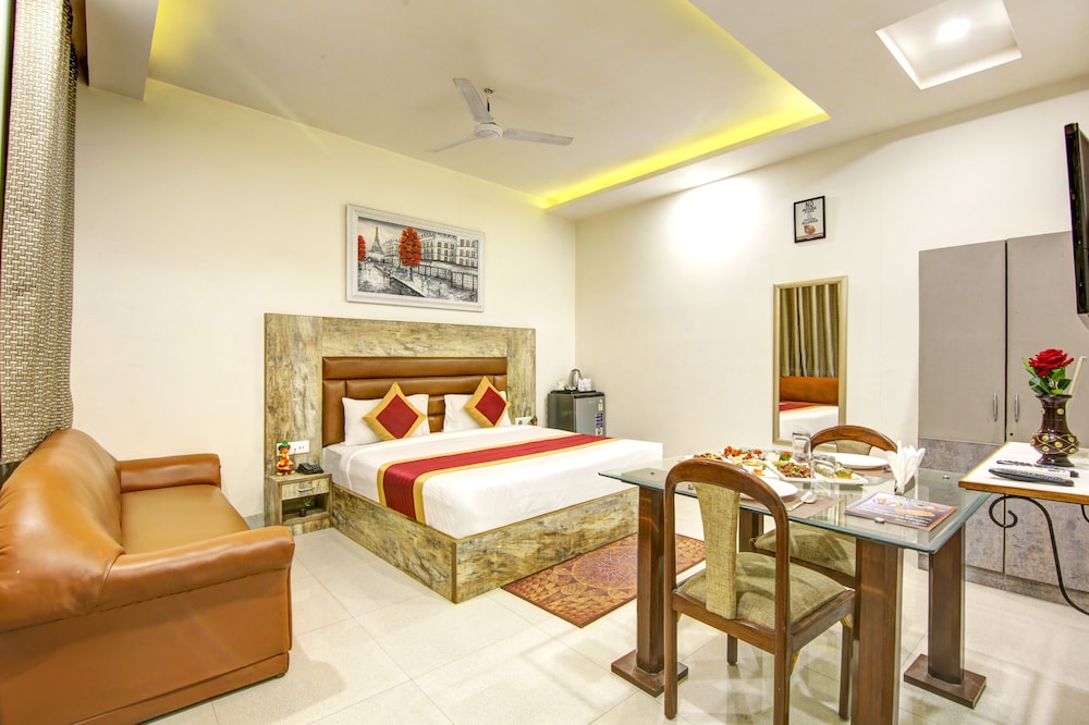 Luxury Suite photo 1