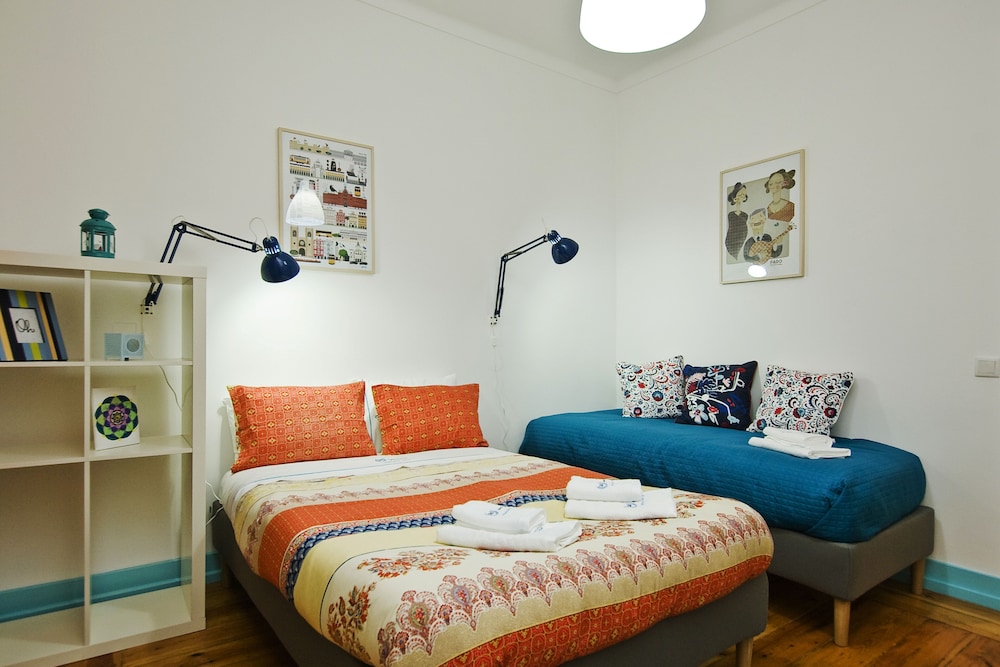 Family Triple Room  with shared toilet photo 2