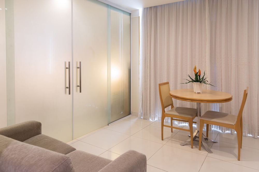 Presidential Double Room thumbnail 6
