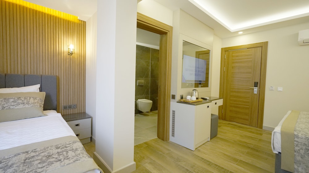 Triple Suite