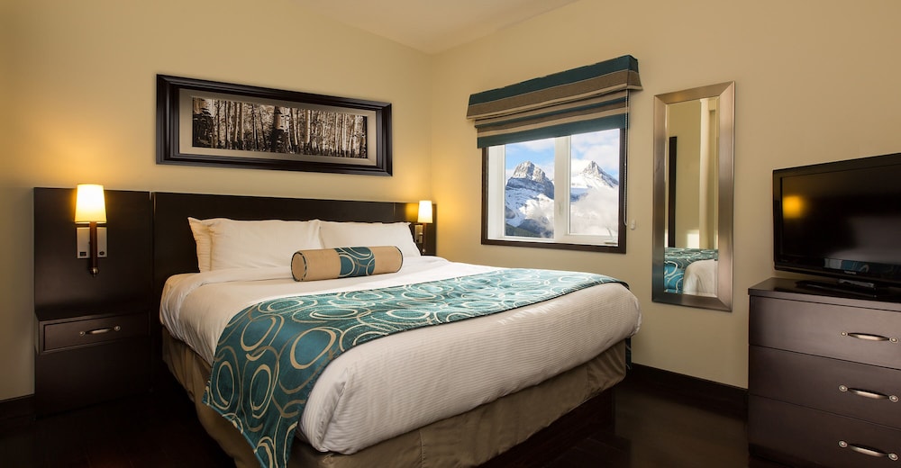 Suite, 2 Bedrooms - Photo 5