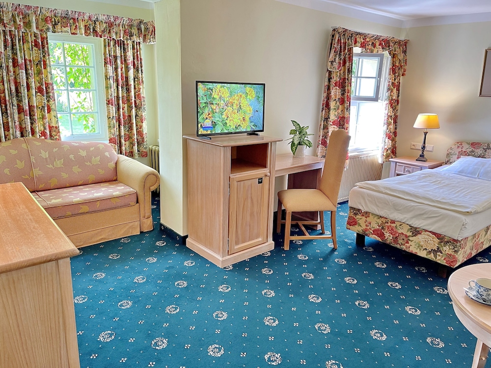 Double Room - Photo 2