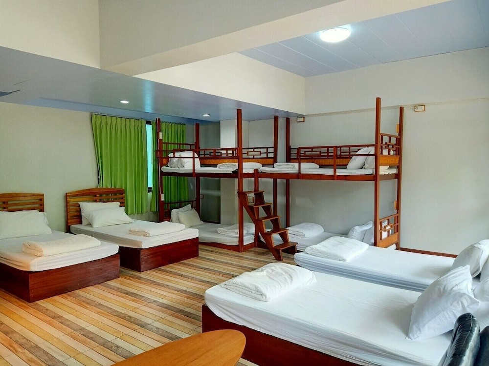 Family Room, Multiple Beds, Non Smoking, River View