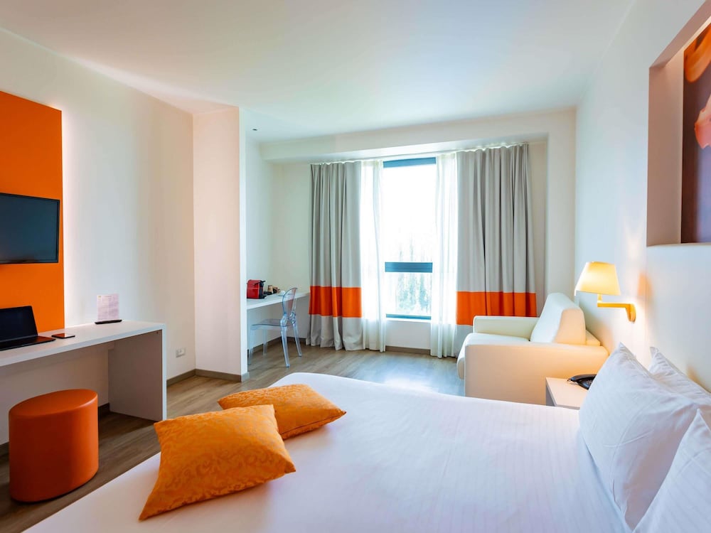 Executive Room, 1 Double Bed, Park View photo 3