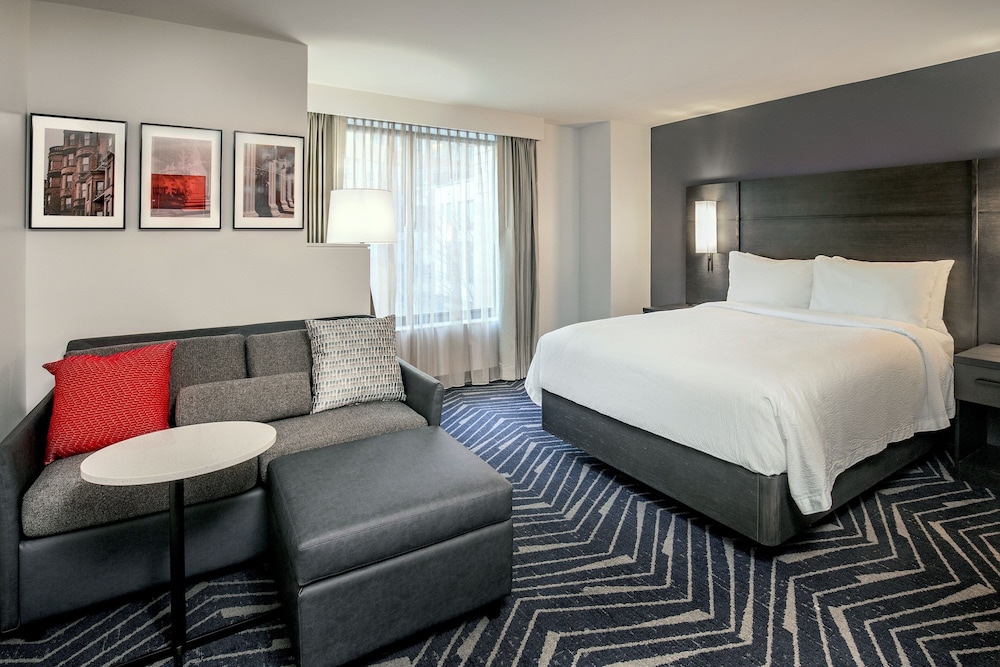 Suite, 1 Bedroom - Photo 3