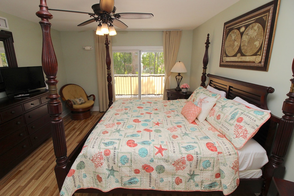 Deluxe Condo, 2 Bedrooms
