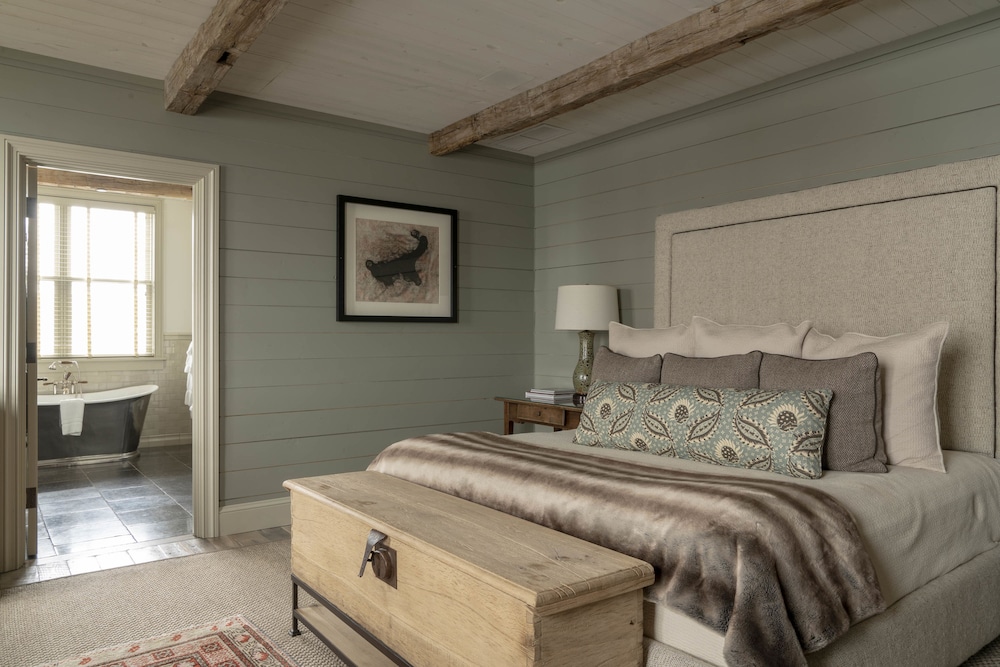 Room (Beckwith)