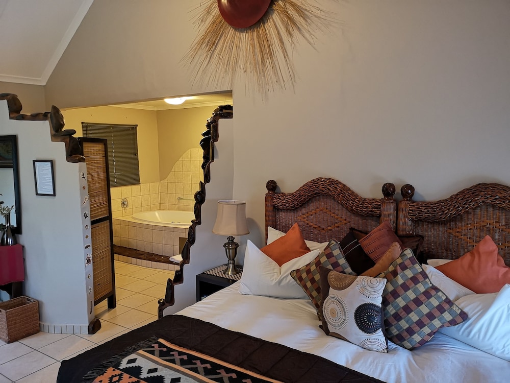 Deluxe Room, River View (Lodge) photo 2