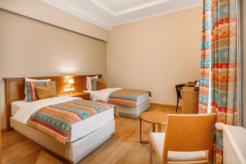 Standard Twin Room, River View