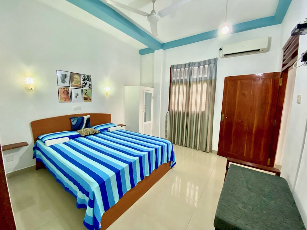 Deluxe Double Room, 1 King Bed, Non Smoking photo 2