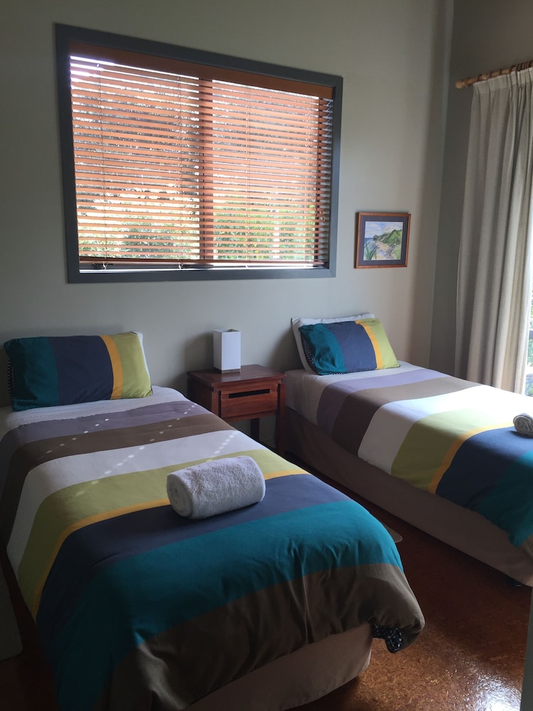 Standard Twin/King room photo 1