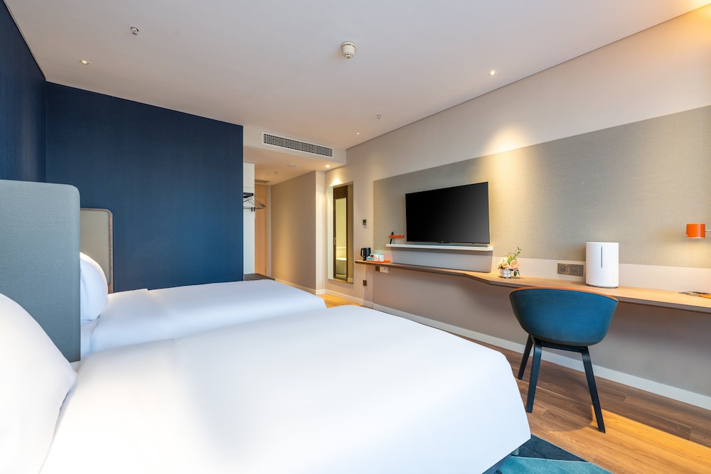Standard Room, 2 Twin Beds - Photo 1