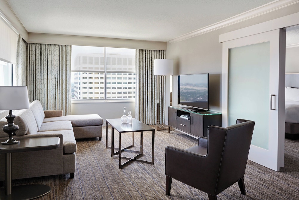 Executive Suite, 1 Bedroom - Photo 5