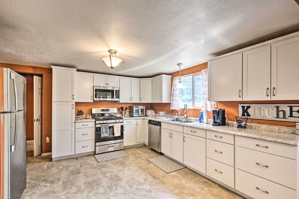 House (4 Bedrooms) photo 3