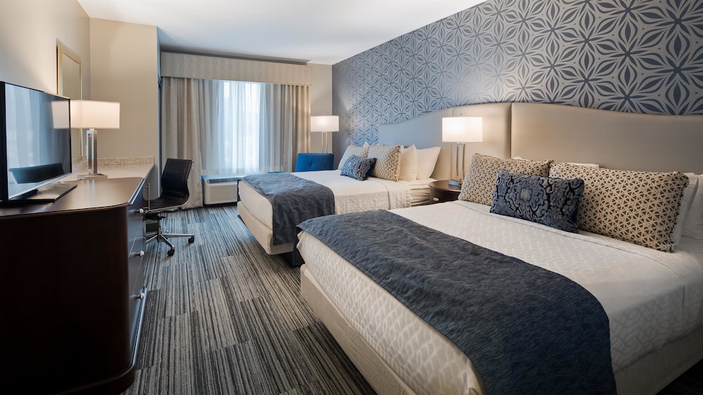 Standard Room, 2 Queen Beds, Non Smoking - Photo 1