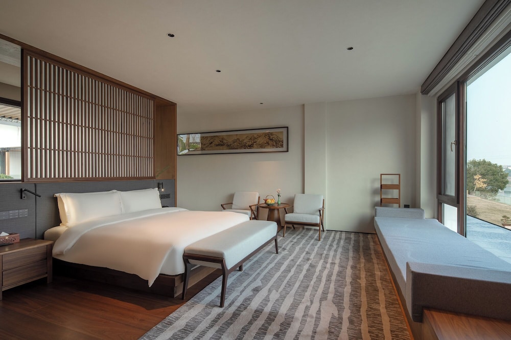 Luxury Double Room, River View photo 3