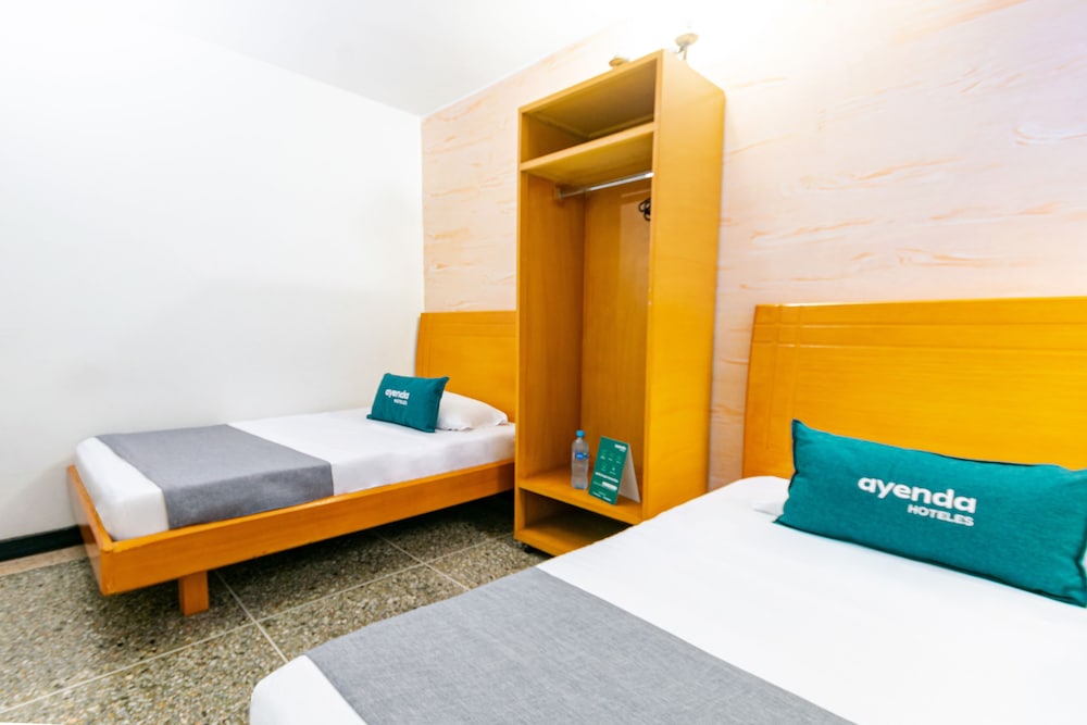 Standard Twin Room photo 1