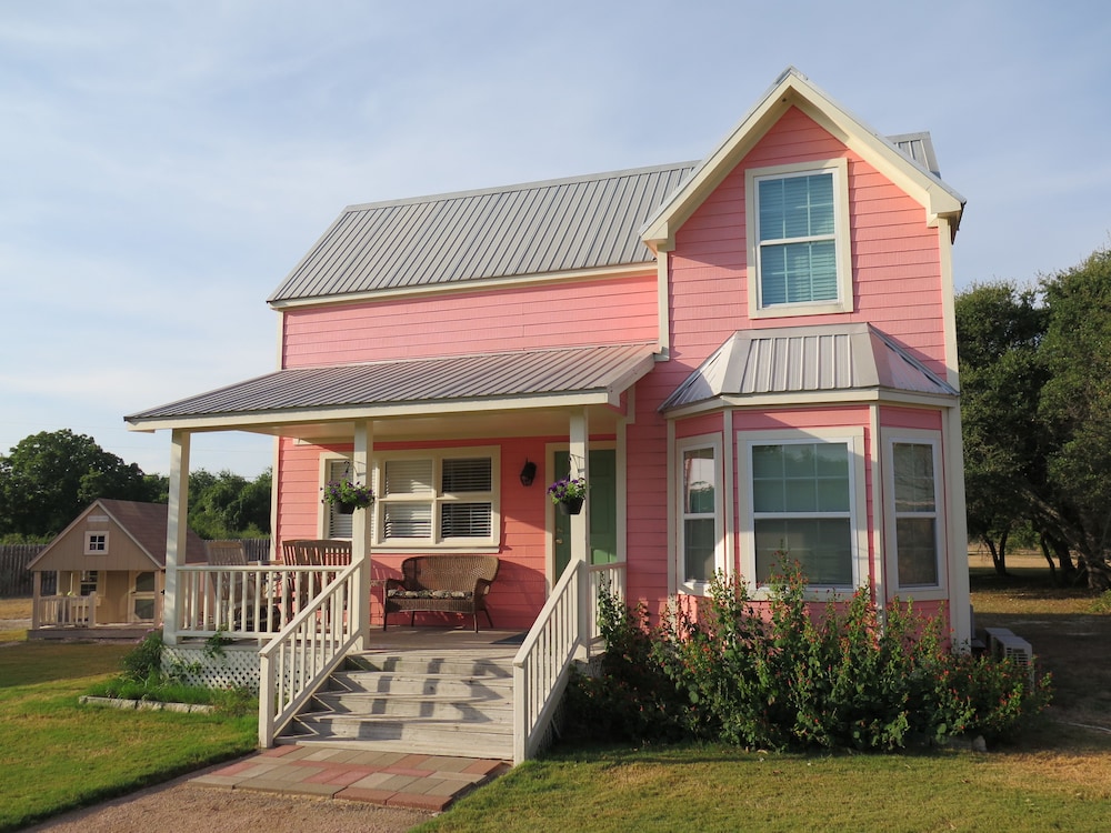 House, Private Bathroom (Pink) photo 2
