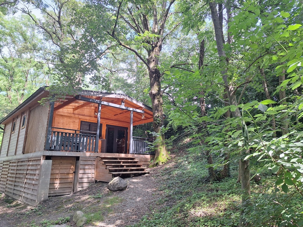 CABANE INSOLITE photo 1