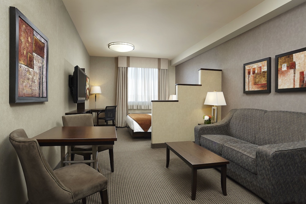 Diamond Studio Queen Suite - Photo 2