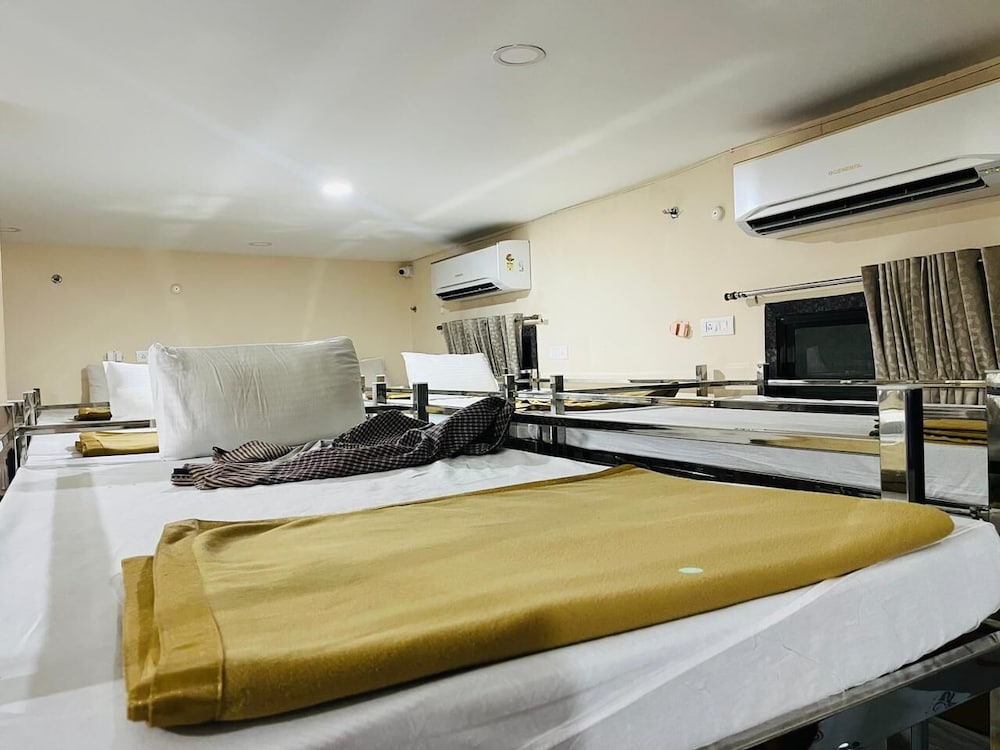 Comfort Shared Dormitory, City View photo 1