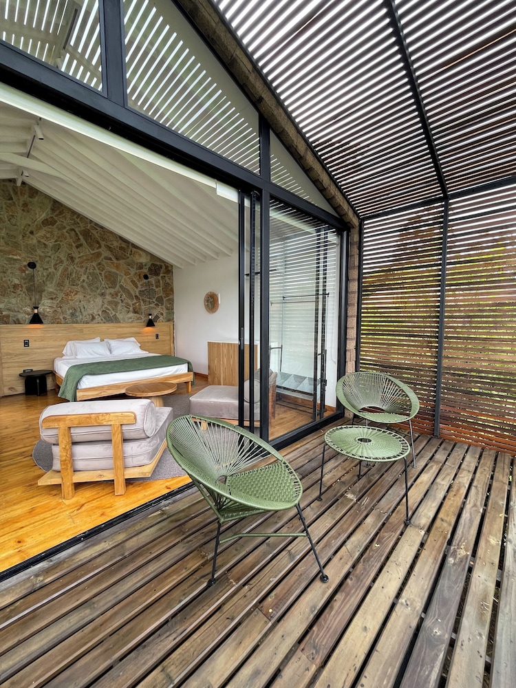 Classic Cabin, Balcony, Partial Lake View