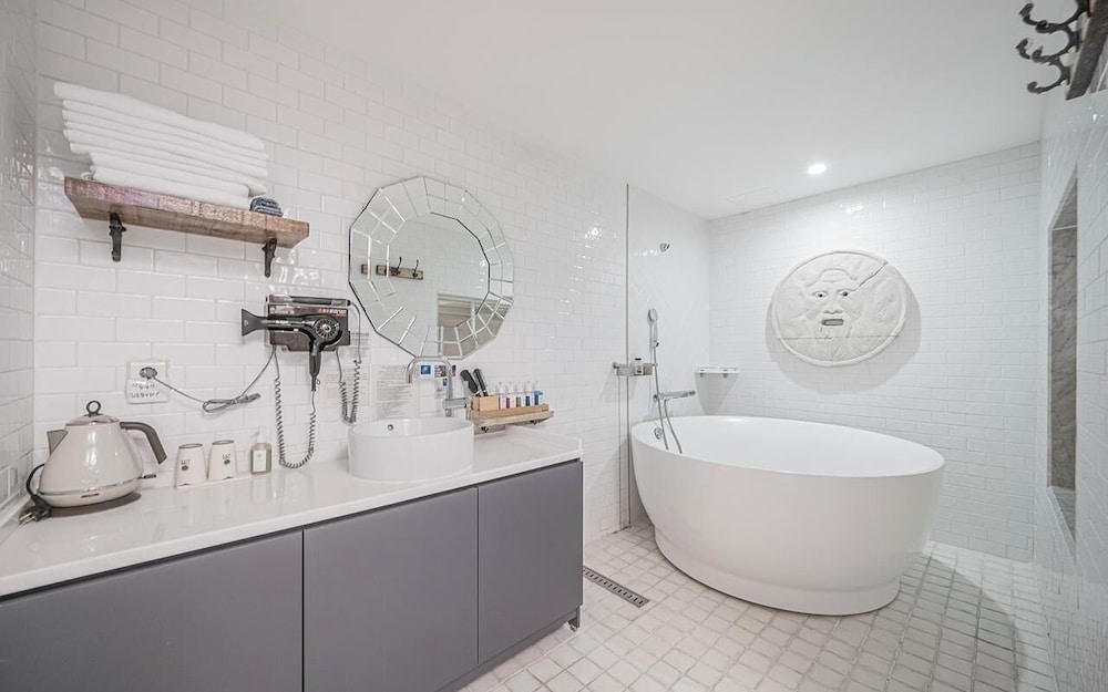 Premium Suite Twin (202) photo 3