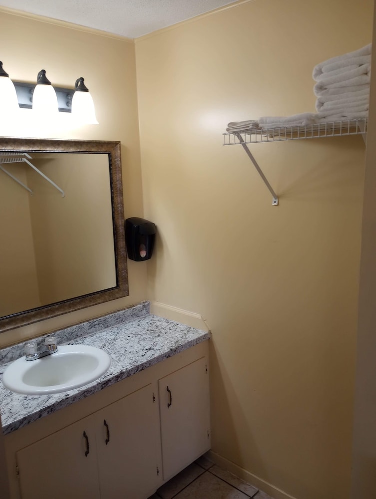 Junior Room photo 2