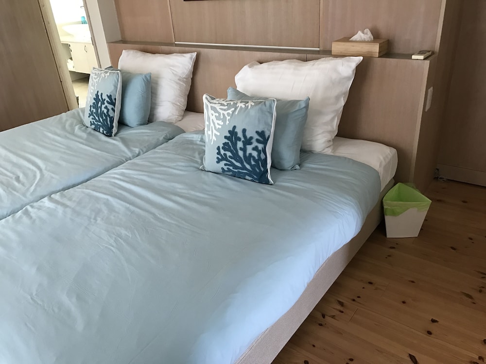 Lani Junior Suite photo 1