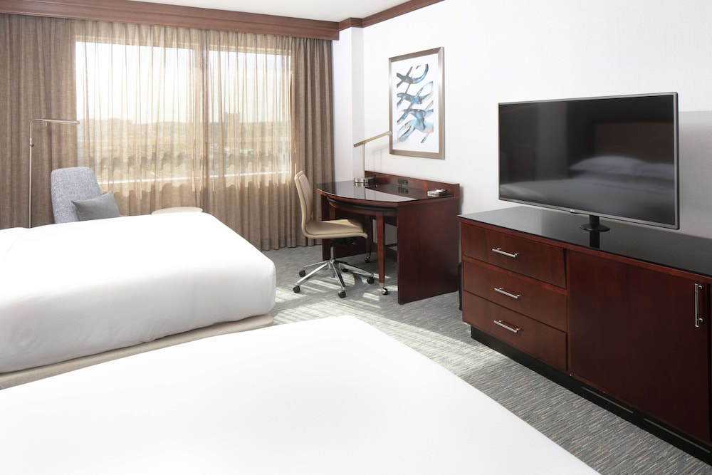 Room, Accessible - Photo 8