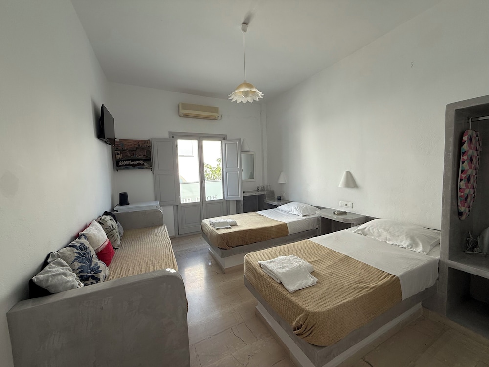 Basic Twin Room