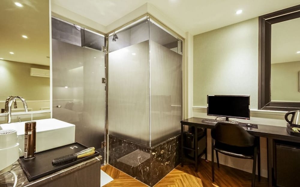 Superior Double Room - Photo 4