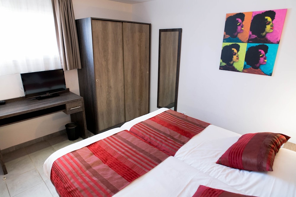 Standard Apartment