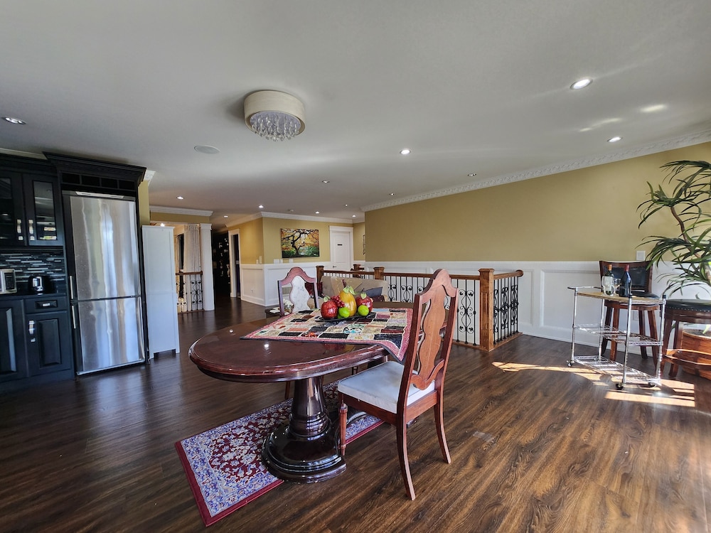 Elite Suite, 1 Bedroom, Ensuite photo 3