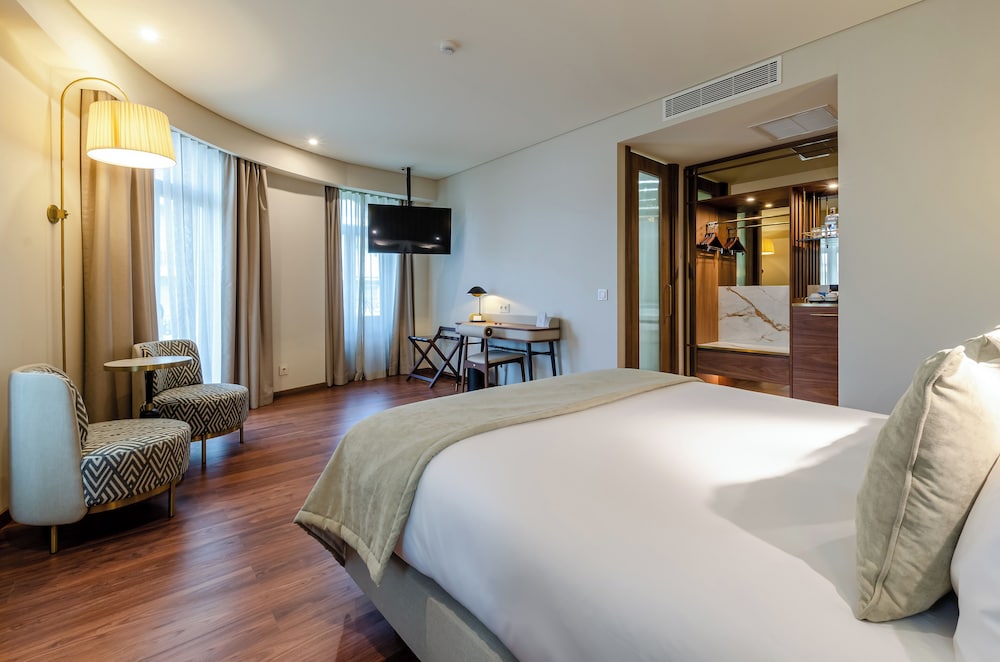 Executive Twin Room - Photo 5