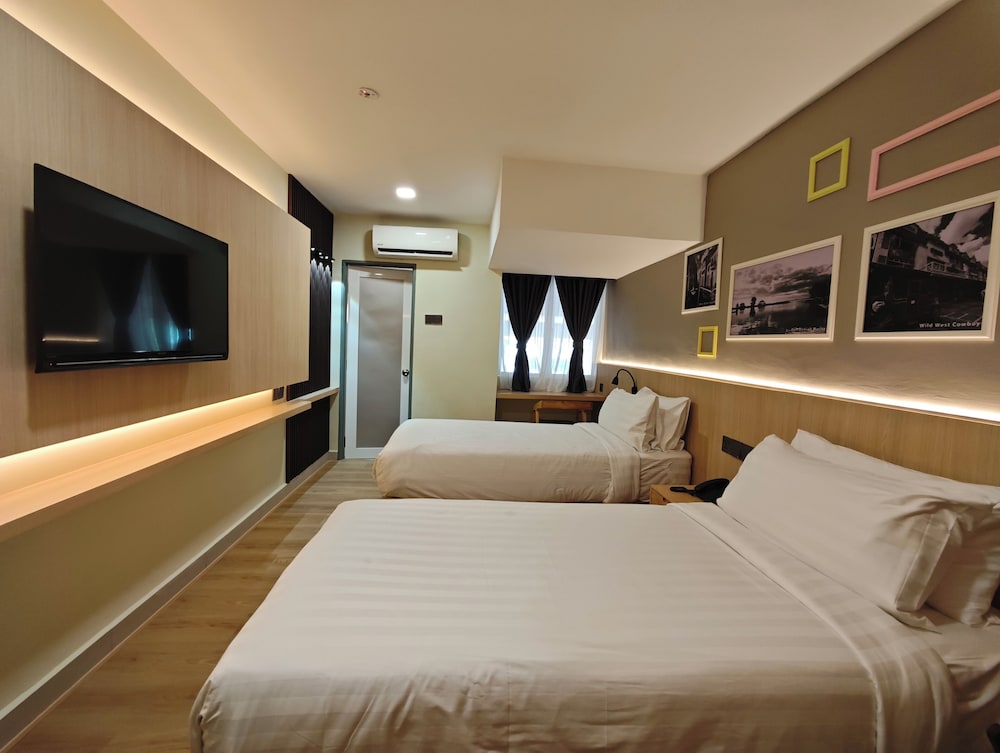 Superior Twin Room, Garden View