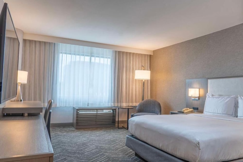 Premium Single Room