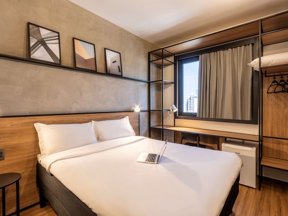 Standard Room, Multiple Beds - Photo 1