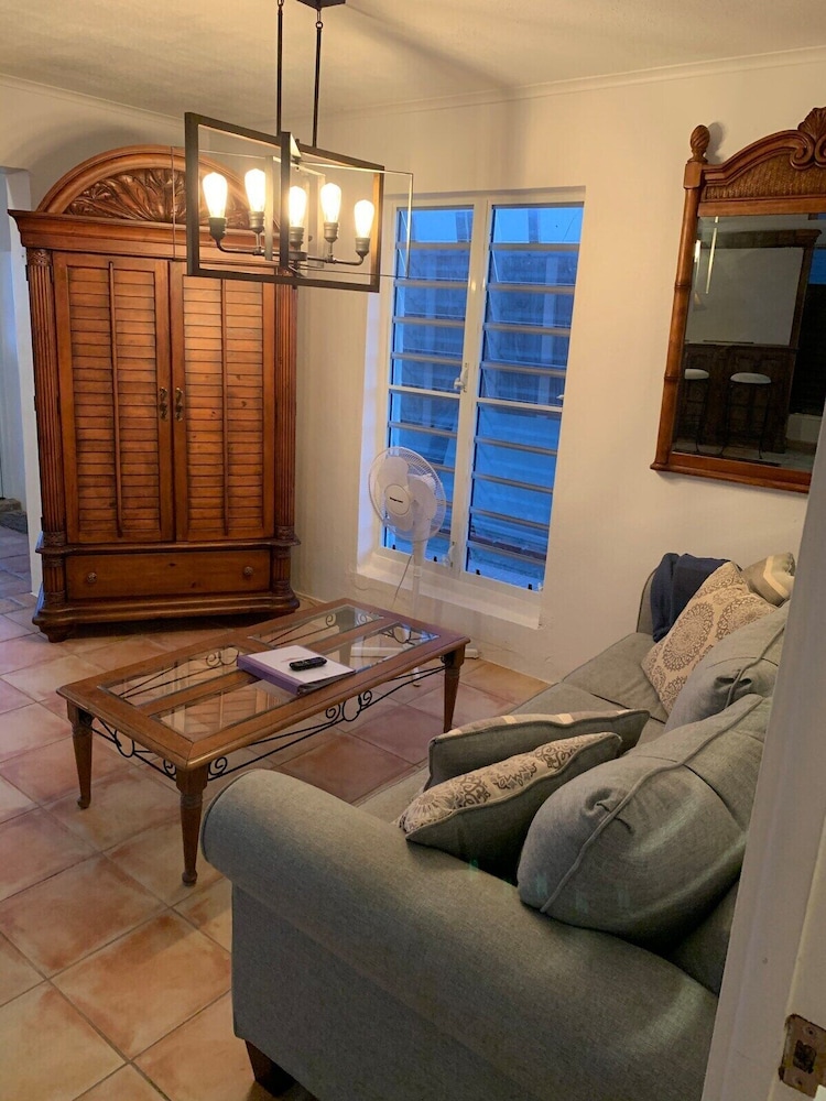 Deluxe Apartment, 1 King Bed with Sofa bed, Terrace, Ocean View photo 3
