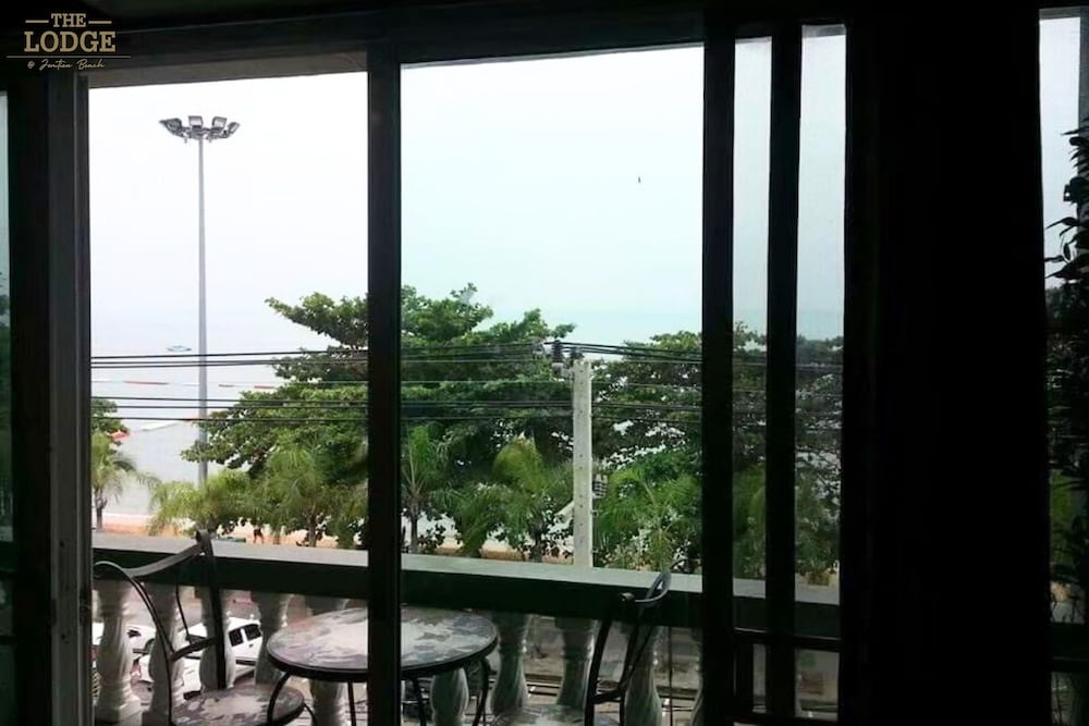 Deluxe Room, Balcony, Sea View photo 3