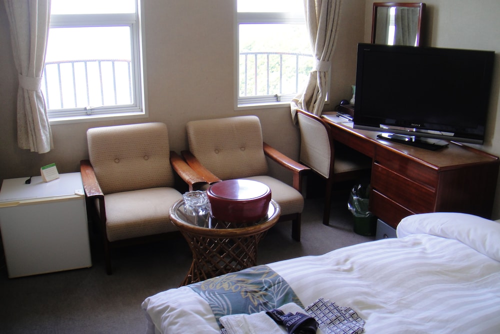 Standard Room, 2 Twin Beds photo 3