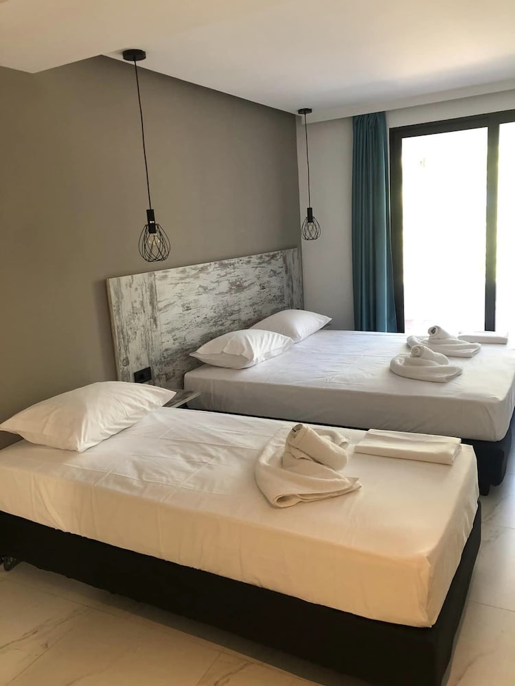 Standard Triple Room, 1 Bedroom photo 1
