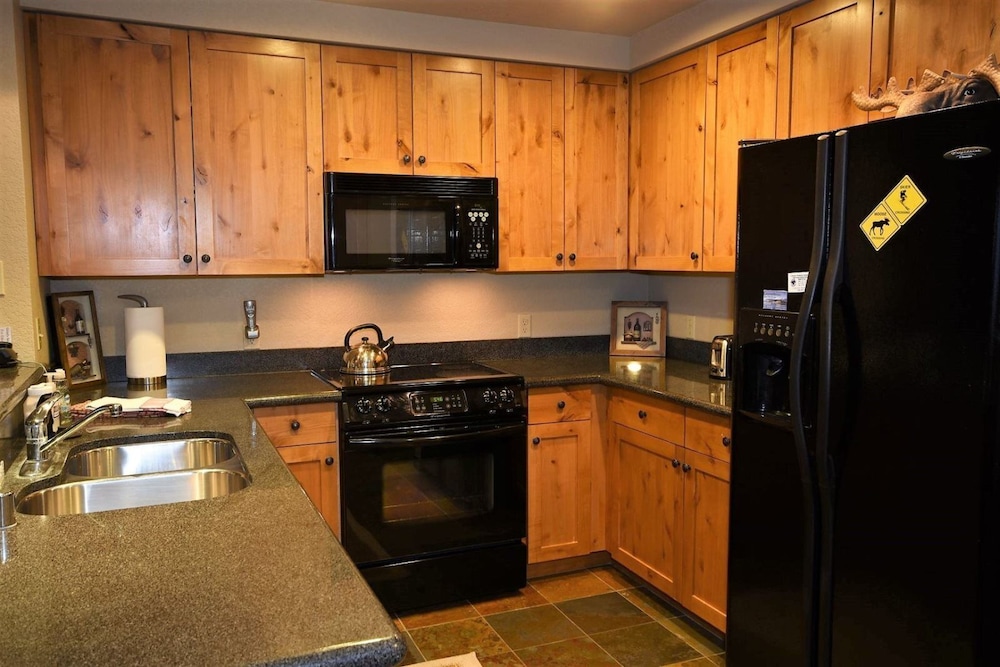 Condo (ME301) photo 2