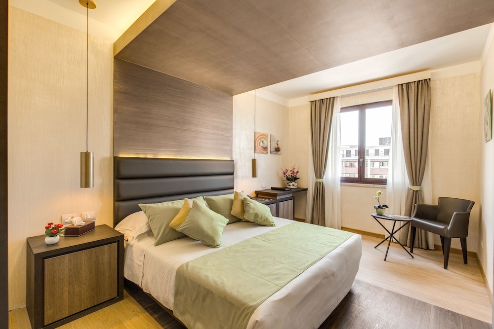 Superior Triple Room