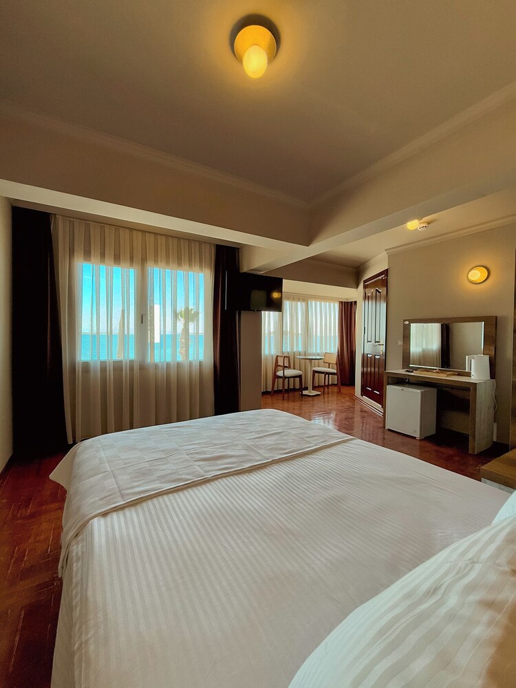Superior Double Room, Sea View photo 1