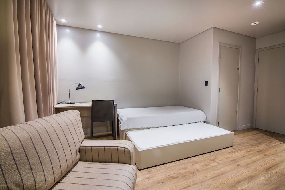 Luxury Suite, 1 King Bed photo 3