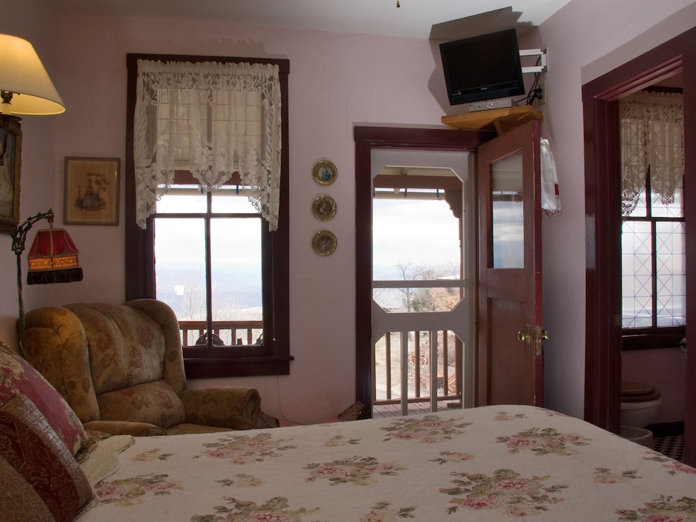 Standard Double Room, Ensuite, Mountain View (Verde View) photo 2