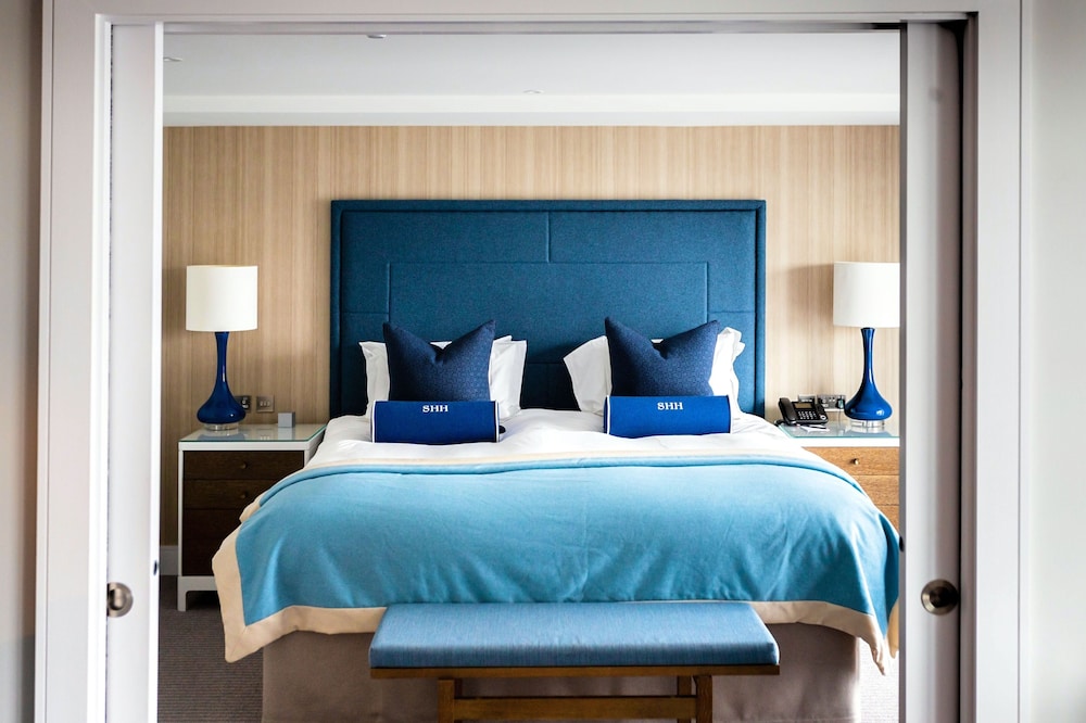Deluxe Suite, Marina View photo 3