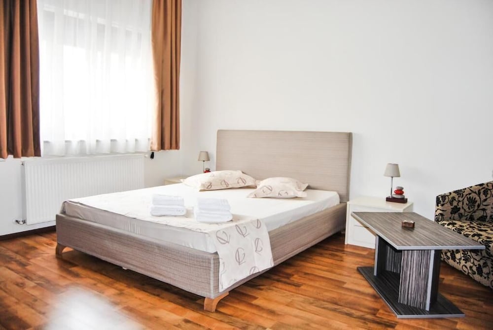 Basic Triple Room - Photo 9