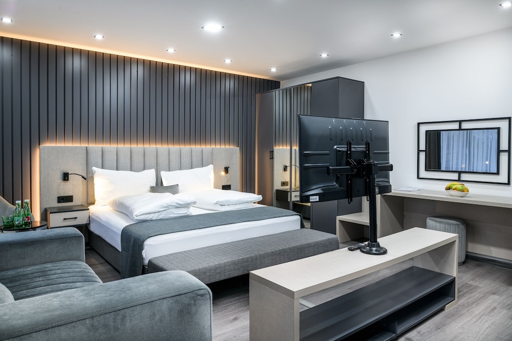 Classic Studio Suite photo 1